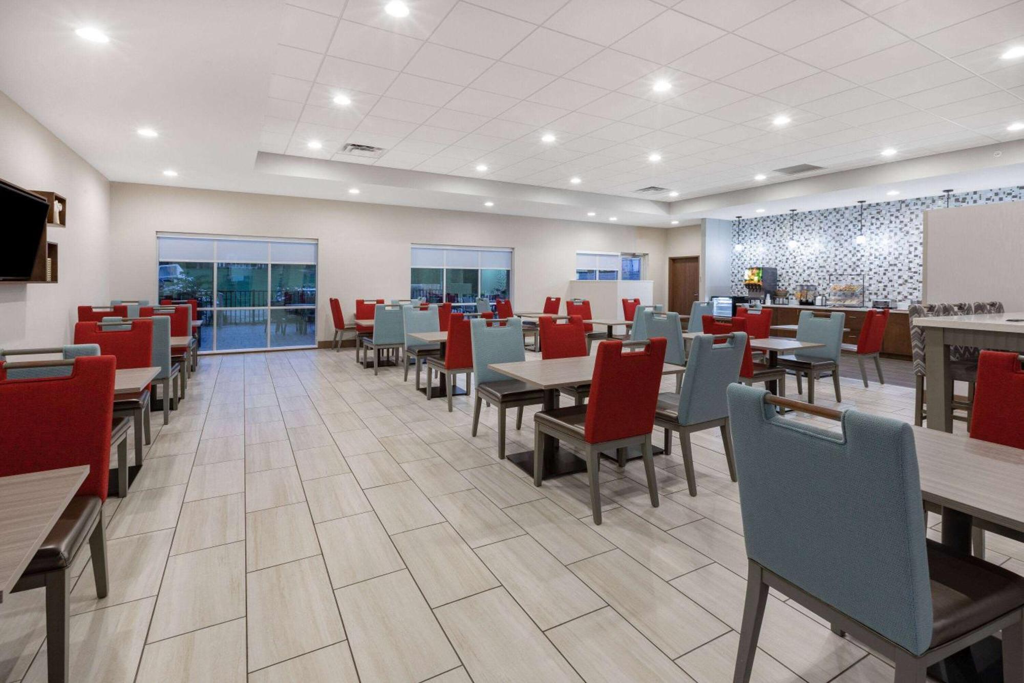 La Quinta Inn & Suites By Wyndham Jackson-Cape Girardeau Luaran gambar
