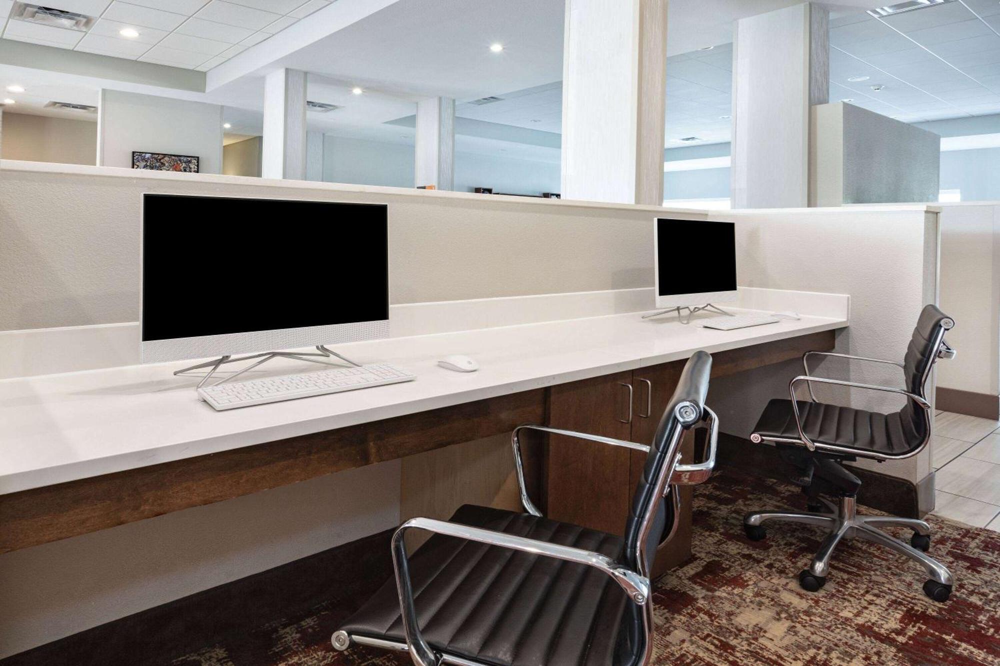 La Quinta Inn & Suites By Wyndham Jackson-Cape Girardeau Luaran gambar